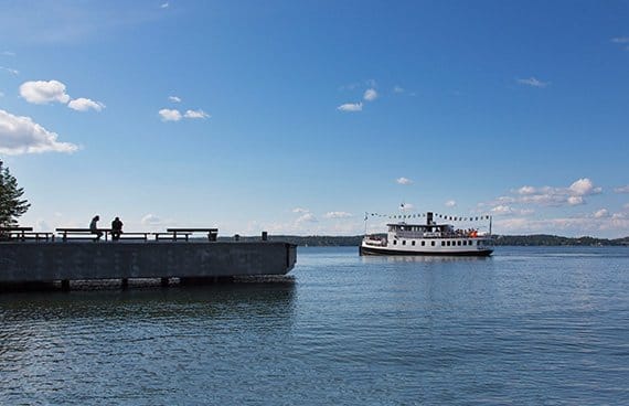 Båttransport till bröllop på Artipelag