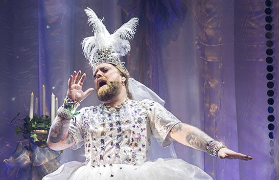 Julshow 2017 Snödrottningen med Rickard Söderberg