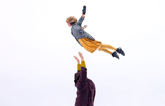 Julbordsshow med Cirkus Cirkör