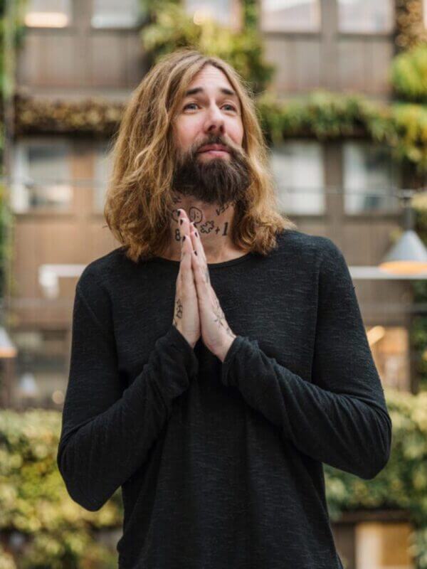 Porträtt Micael Dahlen.